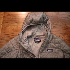 Patagonia Women’s nano puff hooded jacket S
